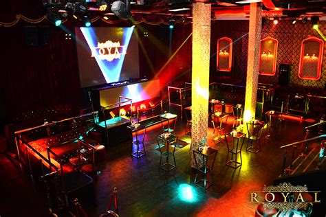 Royal Circle Club Review by Manila.